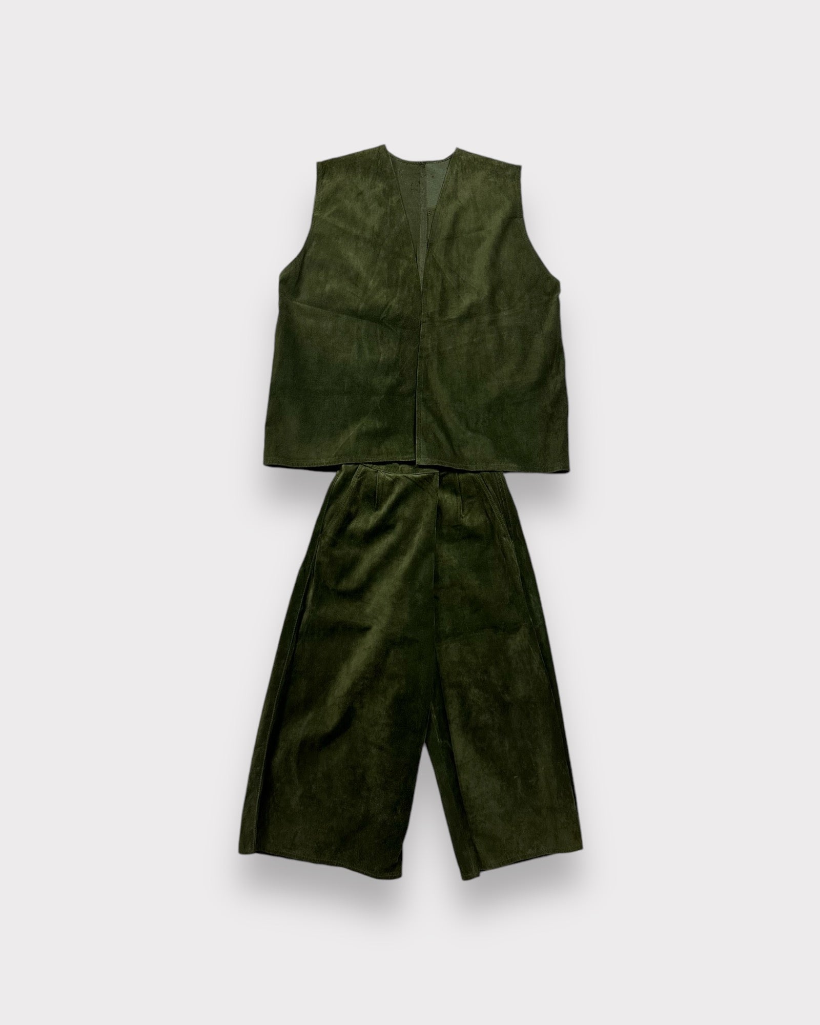 Ensemble daim vert Vintage Club Paris 